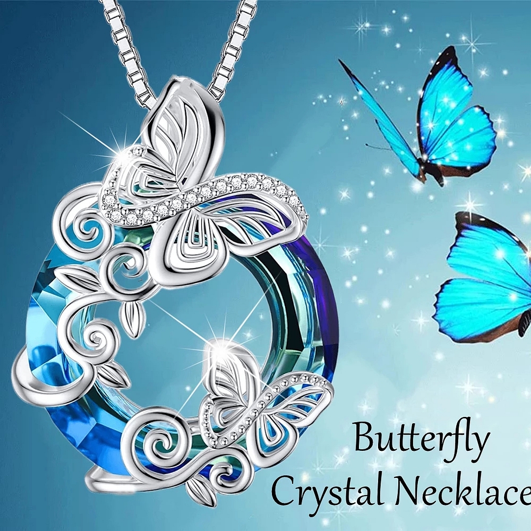 Kerek kristály medál pillangó díszítéssel és velencei kocka nyaklánccal (0361203AE44)