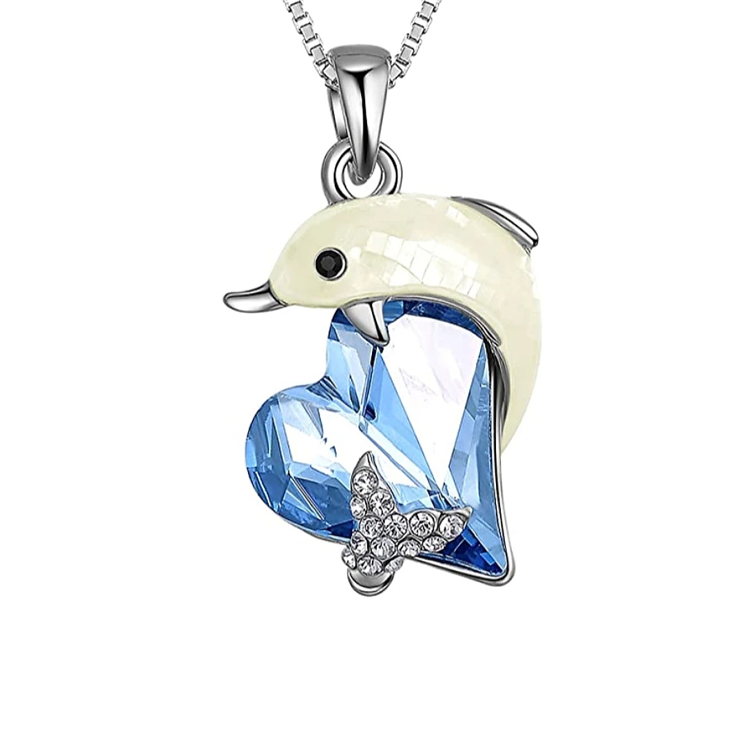 Velencei kocka nyaklánc asszimetrikus kristály szívvel és rajta egy fehér delfinnel (0361230AE44)