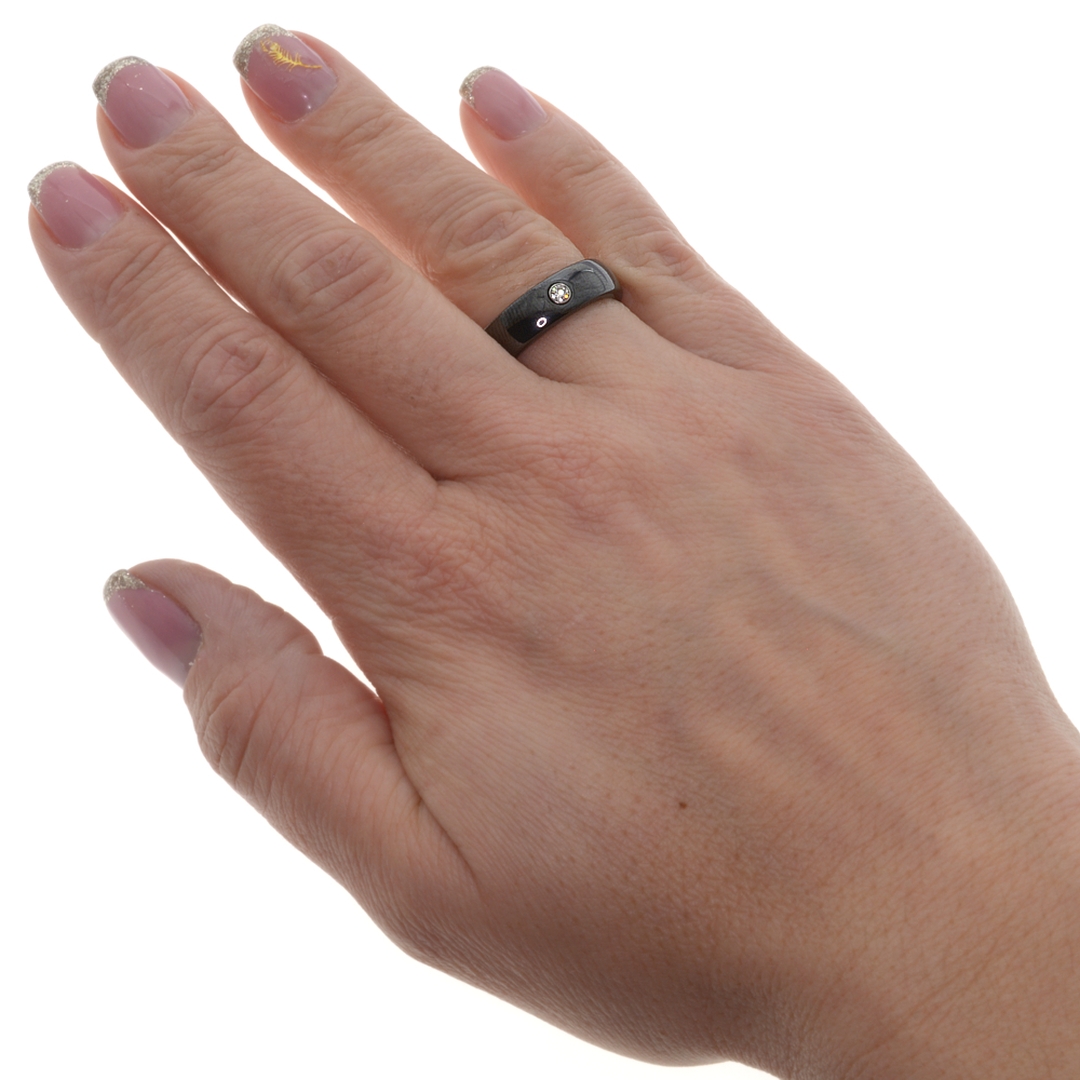 Fekete kerámia gyűrű kerek cirkónia drágakővel nemesacél tokos foglalatban (3012009SC00)