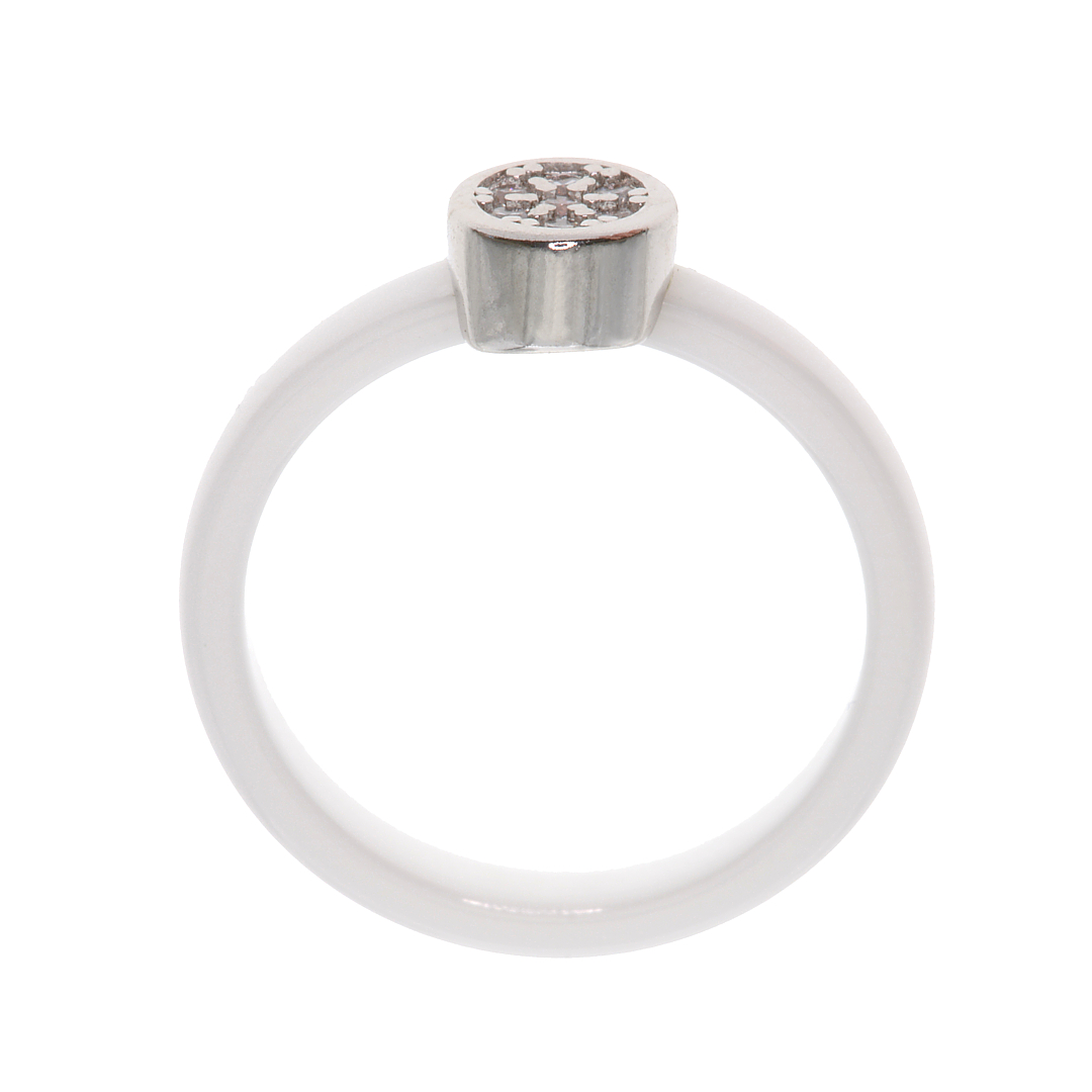 Fehér kerámia gyűrű kerek ezüstözött fejrésszel és cirkónia drágakövekkel (3012029SC00)